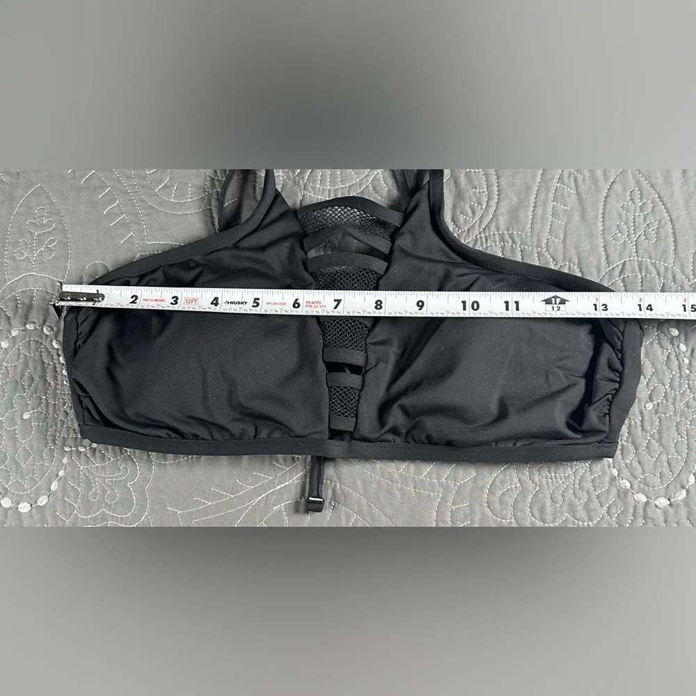 Cole Of California Women’s Black Swimsuit Top Size Medium